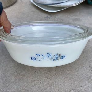 Pyrex casserole dish